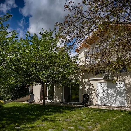 Apartment Maison Sous Le Noyer *